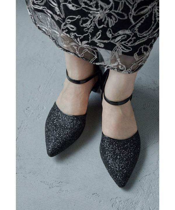 {"color":"\u30d6\u30e9\u30c3\u30af","info":""}