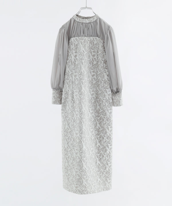 {"color":"\u30b0\u30ec\u30fc","info":""}