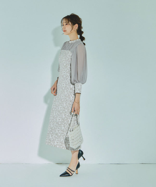 {"color":"\u30b0\u30ec\u30fc","info":"model\uff1aH165cm size\uff1aM"}