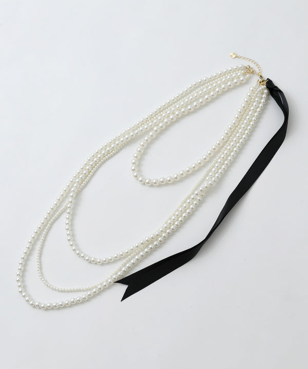 {"color":"\u30d6\u30e9\u30c3\u30af","info":""}