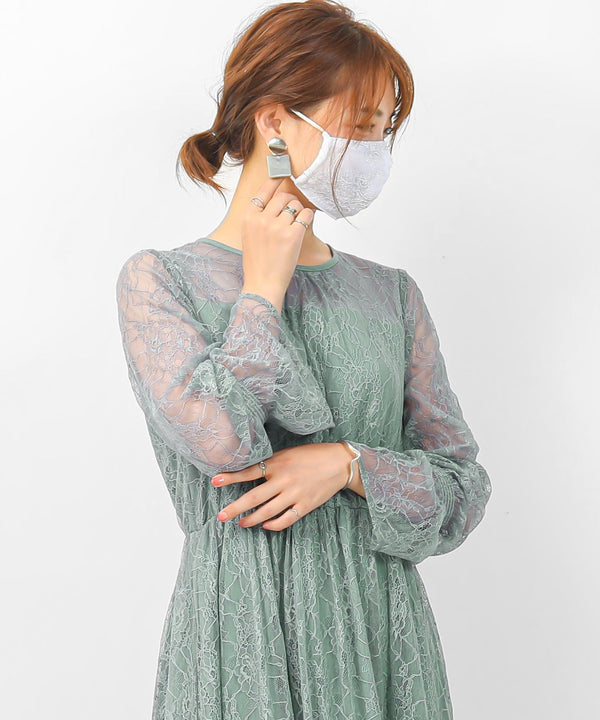 {"color":"\u30b7\u30eb\u30d0\u30fc","info":""}