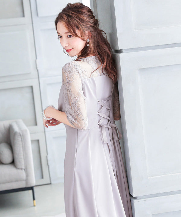 {"color":"\u30e9\u30d9\u30f3\u30c0\u30fc","info":""}