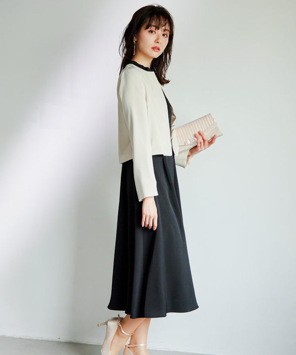 niana タックノーカラージャケット ベージュ