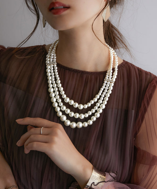 {"color":"\u30b4\u30fc\u30eb\u30c9","info":""}