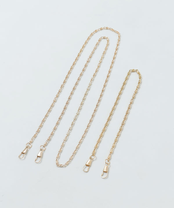 niana サテンクラッチバッグ