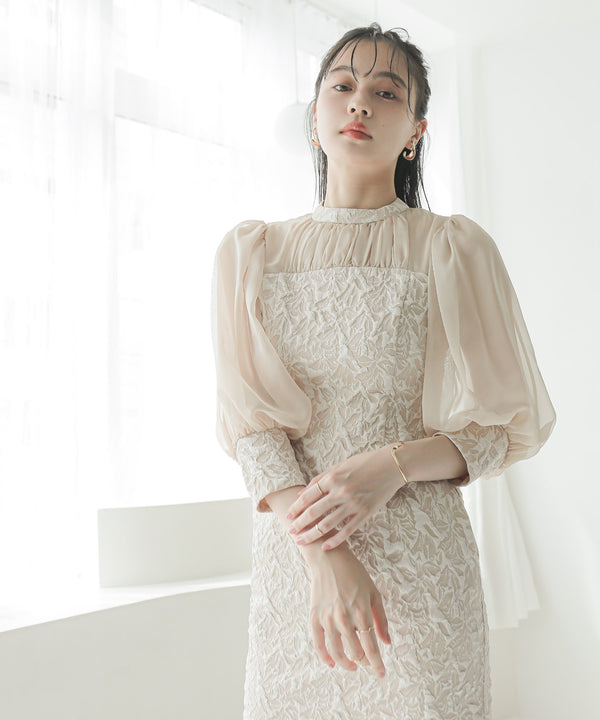 {"color":"\u30d9\u30fc\u30b8\u30e5","info":"model\uff1aH168cm size\uff1aM"}