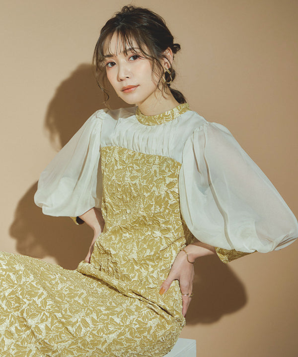 {"color":"\u30a4\u30a8\u30ed\u30fc","info":"model\uff1aH165cm size\uff1aM"}