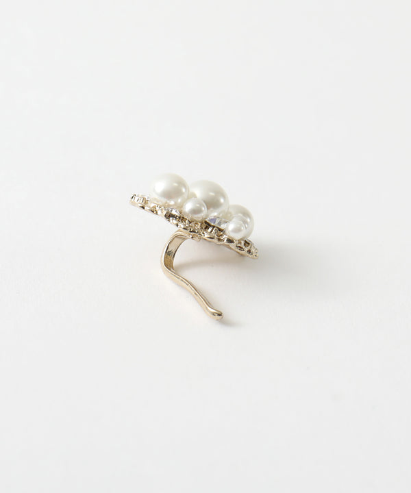 {"color":"\u30d9\u30fc\u30b8\u30e5","info":""}