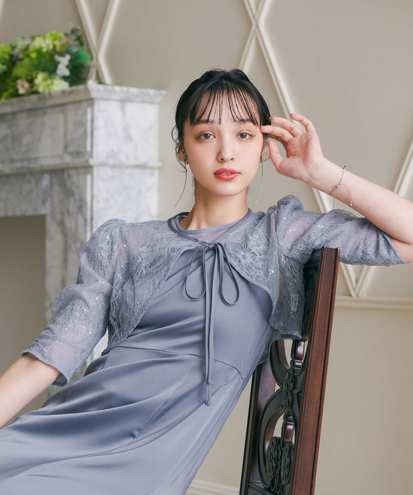 {"color":"\u30d6\u30eb\u30fc\u30b0\u30ec\u30fc","info":"model\uff1aH162cm size\uff1aM"}