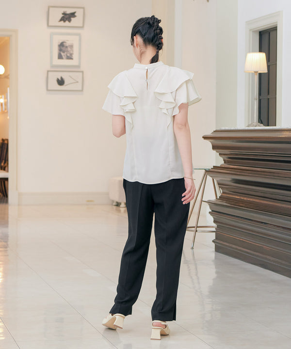 {"color":"\u30d6\u30e9\u30c3\u30af","info":"model\uff1aH162cm size\uff1a9\u53f7"}