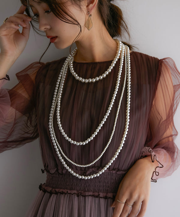 {"color":"\u30d6\u30e9\u30c3\u30af","info":""}