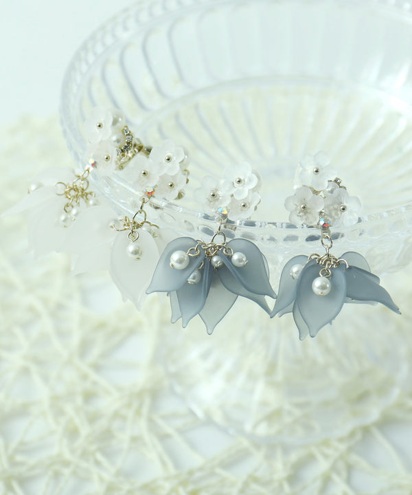 niana ペタルイヤリング