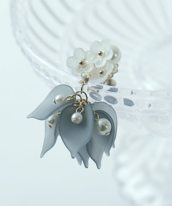 niana ペタルイヤリング ダスティブルー