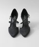 niana シャイニー異素材使いクロスストラップパンプス  ブラック