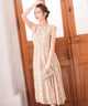 {"color":"\u30d9\u30fc\u30b8\u30e5","info":""}