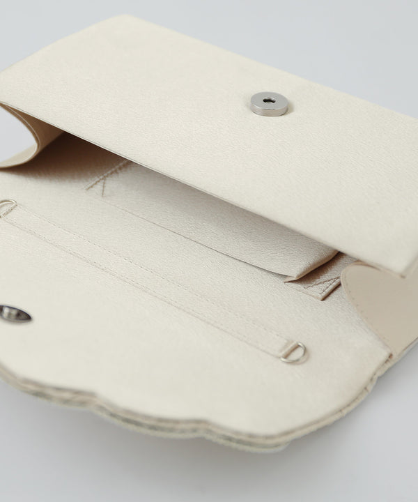 niana アシンメトリープリーツクラッチバッグ