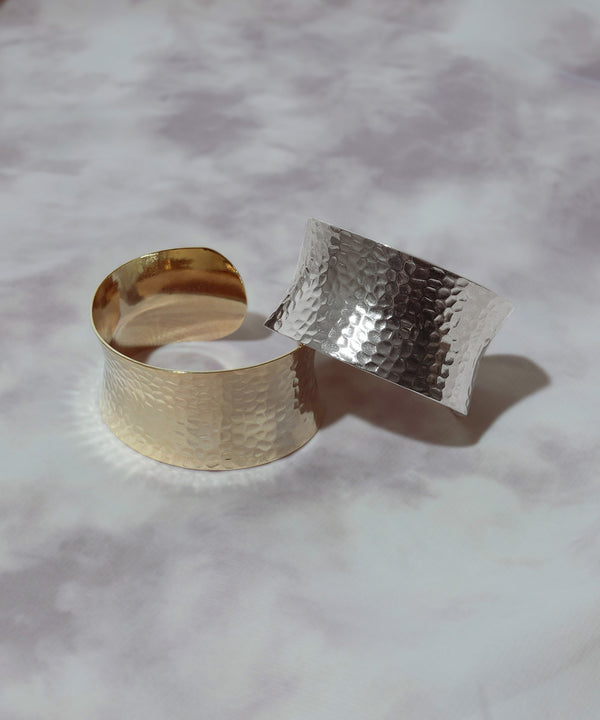 niana マットメタルワイドバングル