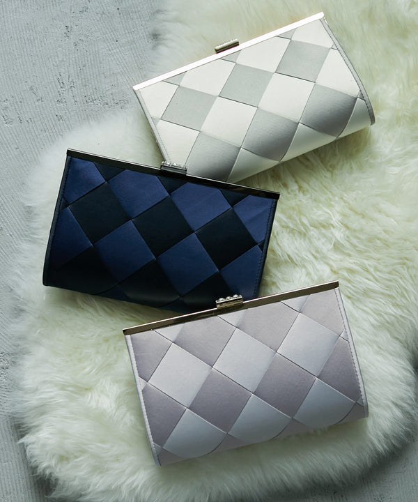 niana ダイヤ柄クラッチバッグ ブラック×ネイビー