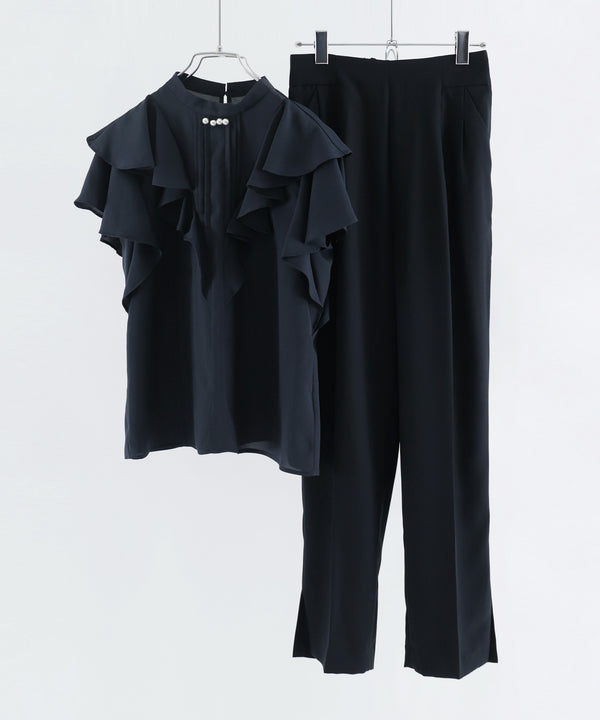{"color":"\u30cd\u30a4\u30d3\u30fc","info":"model\uff1aH162cm size\uff1a9\u53f7"}