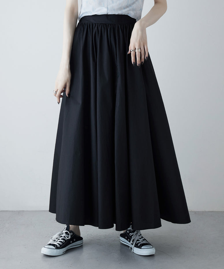 {"color":"\u30d6\u30e9\u30c3\u30af","info":"model\uff1aH170cm size\uff1aF"}