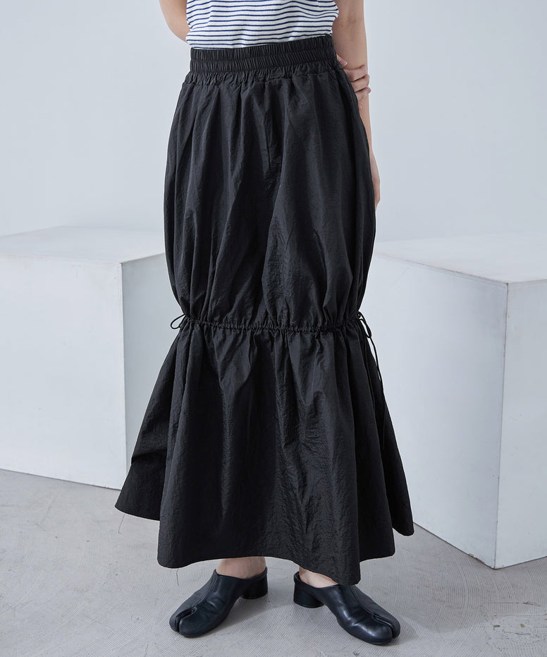 {"color":"\u30d6\u30e9\u30c3\u30af","info":"model\uff1aH163.5cm size\uff1aM"}