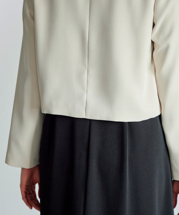 niana タックノーカラージャケット