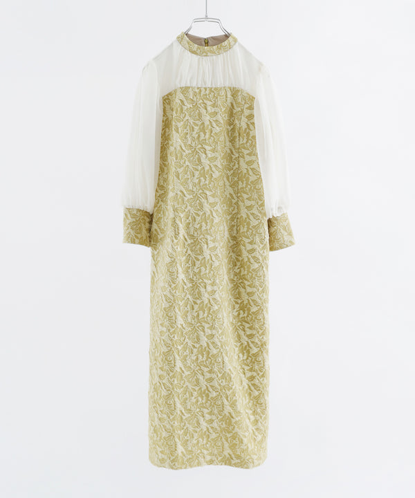 {"color":"\u30a4\u30a8\u30ed\u30fc","info":""}