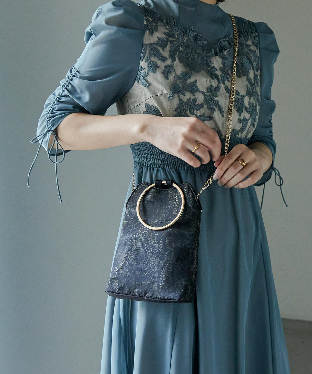 ◎ riri様◎ 金色 和装用バッグ 花柄刺繍 結婚式 着物に似合う礼装用サブバッグ 結婚式や卒入学式・七五三に：つゆくさ