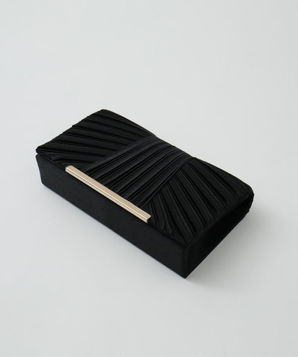 niana サテンプリーツパーティバッグ ブラック