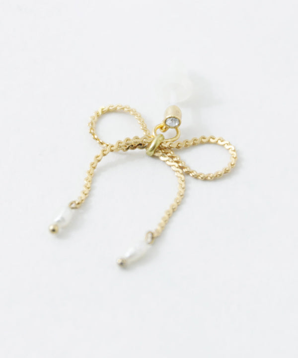 niana パール付きリボンチェーンセラミックピアス