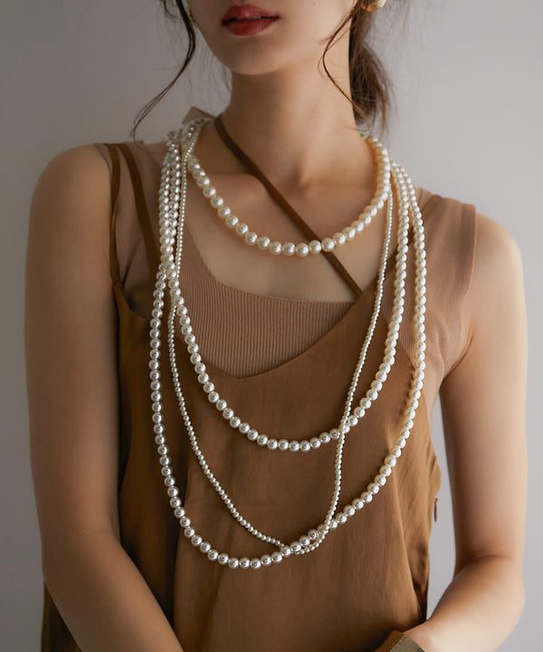 {"color":"\u30d9\u30fc\u30b8\u30e5","info":""}