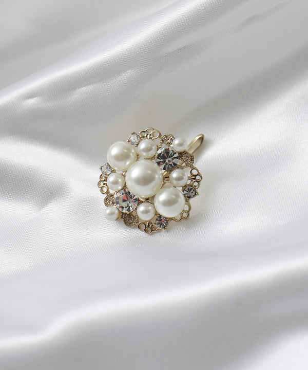 {"color":"\u30d9\u30fc\u30b8\u30e5","info":""}