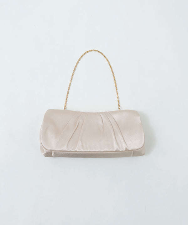 niana サテンクラッチバッグ