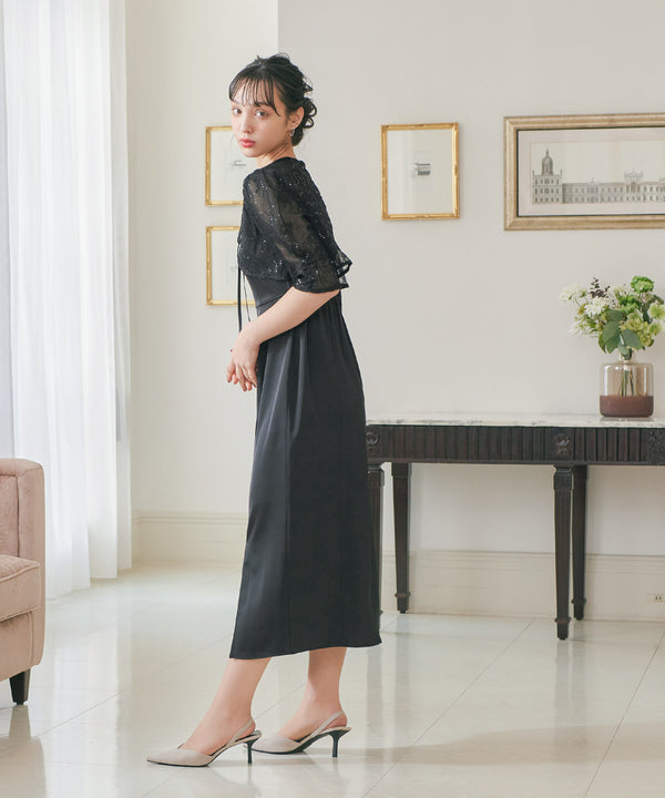 {"color":"\u30d6\u30e9\u30c3\u30af","info":"model\uff1aH162cm size\uff1aM"}