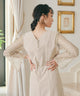 {"color":"\u30d9\u30fc\u30b8\u30e5","info":"model\uff1aH162cm size\uff1aM"}