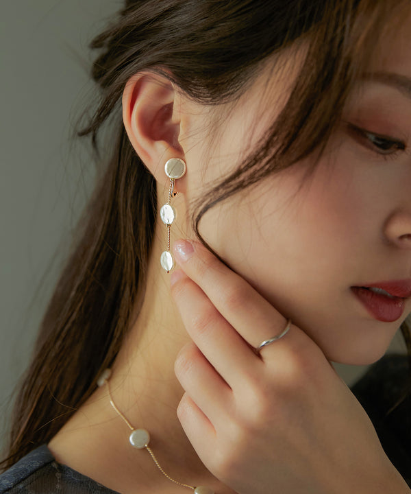 niana フラットパールイヤリング ゴールド