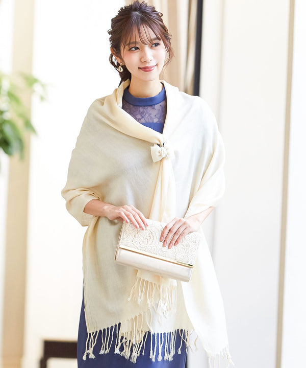 {"color":"\u30e9\u30a4\u30c8\u30d9\u30fc\u30b8\u30e5","info":""}