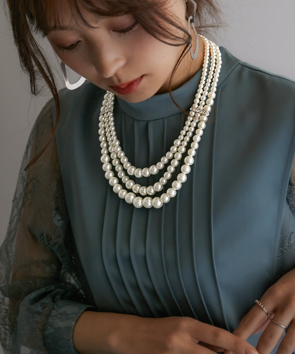 {"color":"\u30b7\u30eb\u30d0\u30fc","info":""}