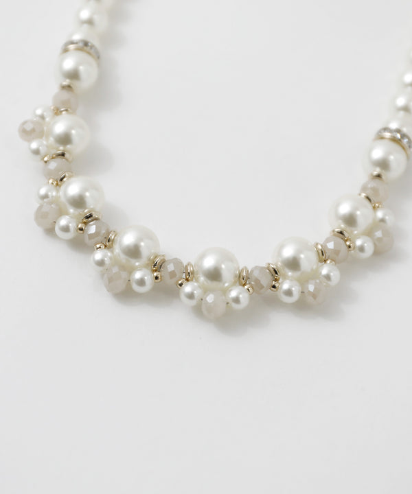 {"color":"\u30d9\u30fc\u30b8\u30e5","info":""}