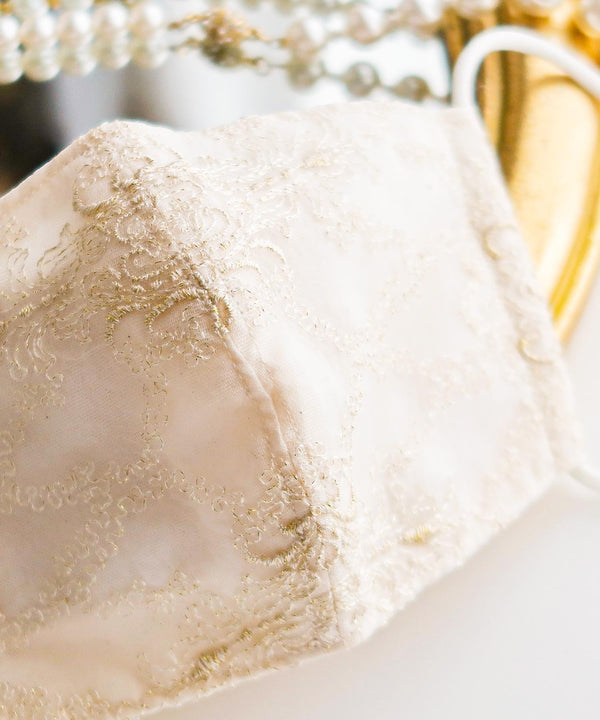 {"color":"","info":""}