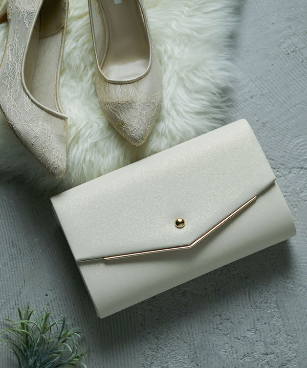 niana ラメクラッチバッグ ベージュ