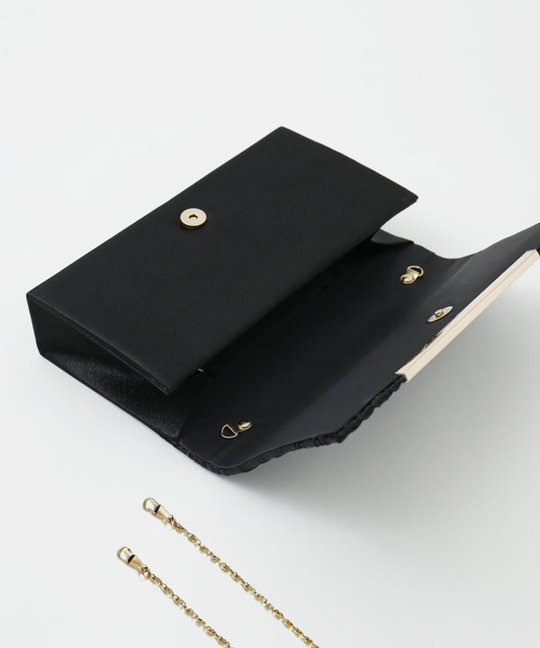 niana サテンプリーツパーティバッグ ブラック