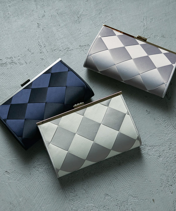 niana ダイヤ柄クラッチバッグ