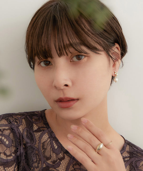 niana パール×ビジューノンホールピアス ゴールド