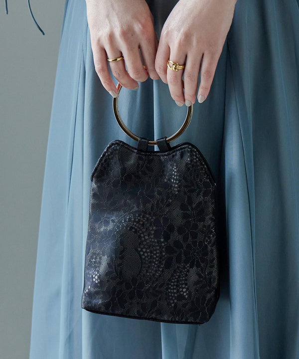 {"color":"\u30d9\u30fc\u30b8\u30e5\u00d7\u30d6\u30e9\u30c3\u30af","info":"model\uff1aH171cm size\uff1aF"}