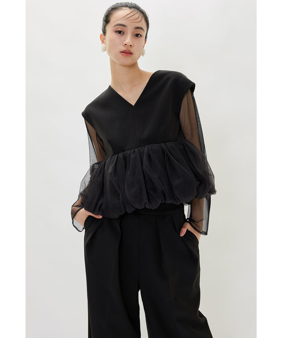 {"color":"\u30d6\u30e9\u30c3\u30af","info":"model\uff1aH165cm size\uff1aM"}