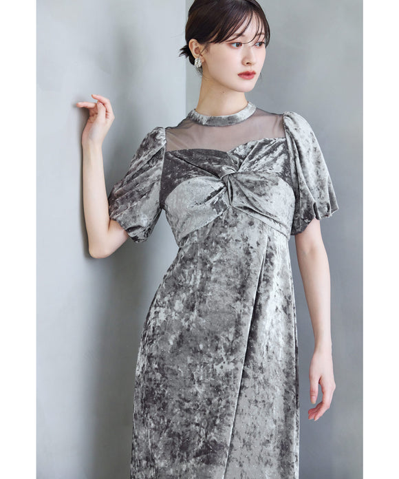{"color":"\u30b0\u30ec\u30fc","info":"model\uff1aH166cm size\uff1aM"}