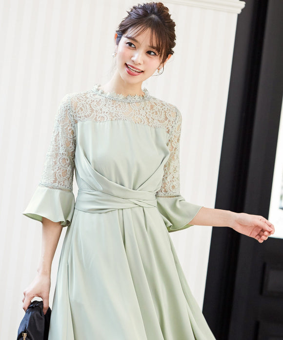 {"color":"\u30e9\u30a4\u30c8\u30b0\u30ea\u30fc\u30f3","info":"model\uff1aH164cm size\uff1aM"}