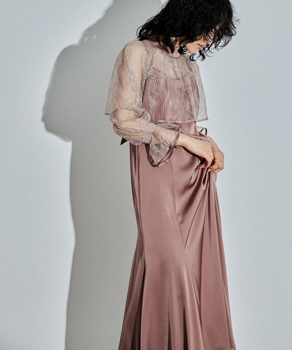 {"color":"\u30d4\u30f3\u30af","info":"model\uff1aH167cm size\uff1aM"}