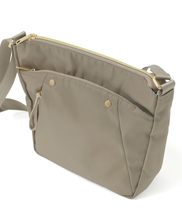 {"color":"","info":""}